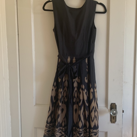 EUC Le Château Fit and Flare Dress - Picture 2 of 7